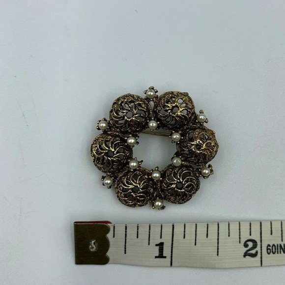 Vintage Brooch 1.5" Goldtone Aurora Rhinestone Floral - Picture 3 of 5